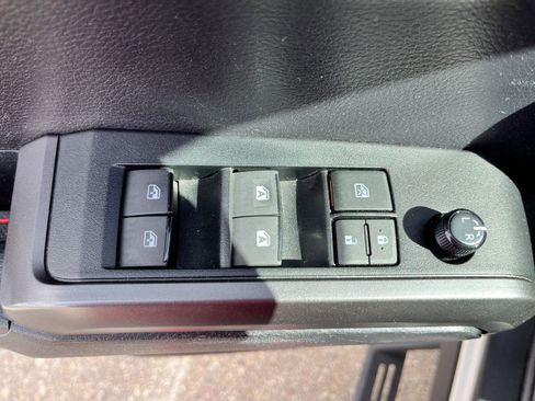 Used 2021 Toyota Tacoma TRD Sport image 17