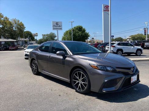 Certified 2024 Toyota Camry SE FWD image 4