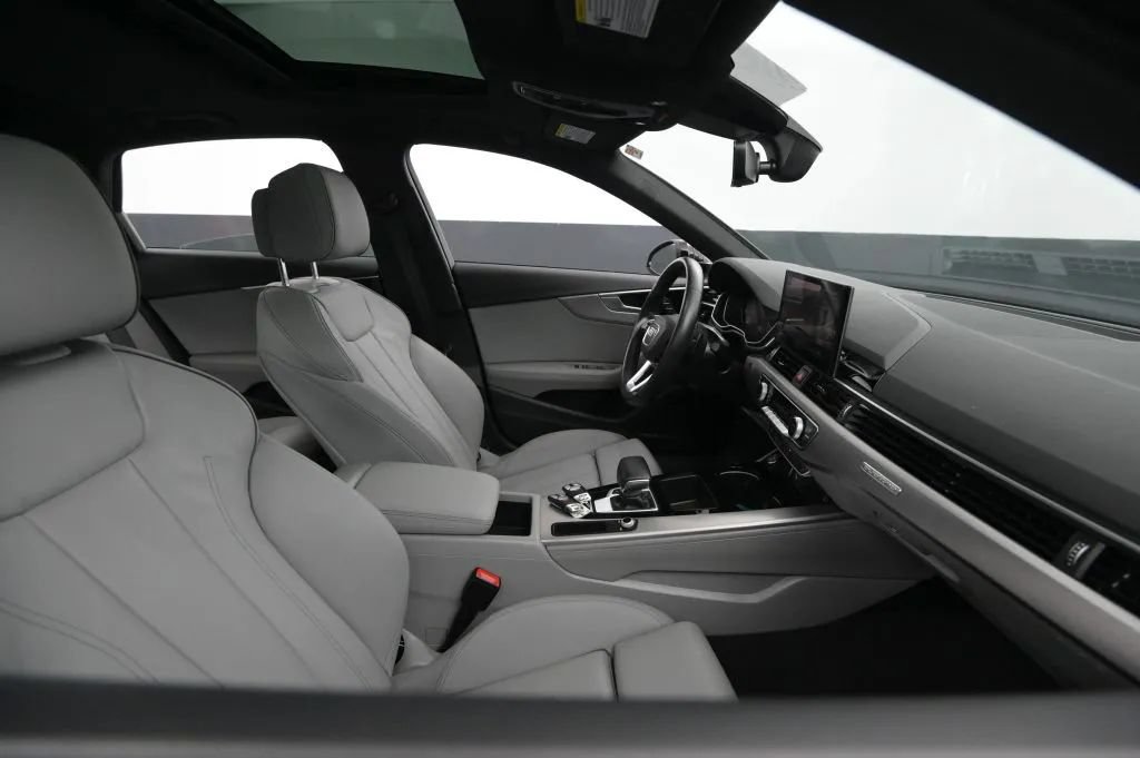Used 2022 Audi A4 2.0T Premium Plus w/ Premium Plus Package AWD/4WD image 50
