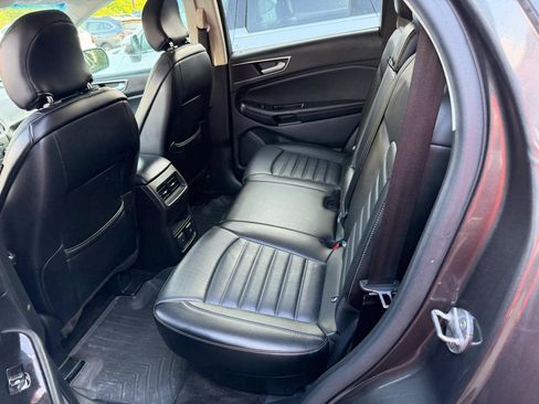 Used 2015 Ford Edge SEL w/ Equipment Group 201A AWD/4WD image 12