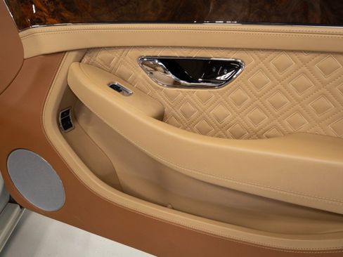Used 2020 Bentley Continental GT AWD/4WD image 41
