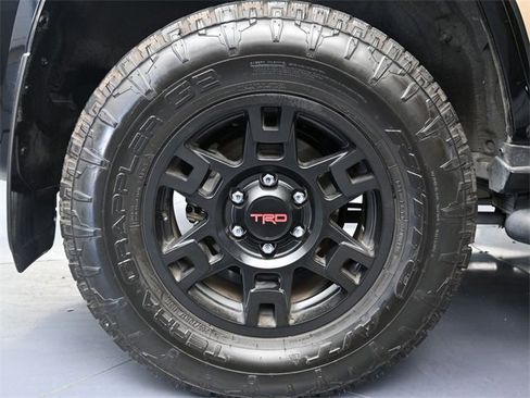 Used 2023 Toyota 4Runner SR5 Premium w/ Moonroof Package image 9