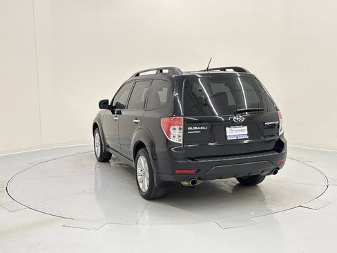 Used 2011 Subaru Forester 2.5X Limited image 3