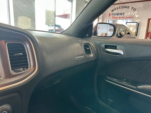 Used 2019 Dodge Charger Scat Pack image 27