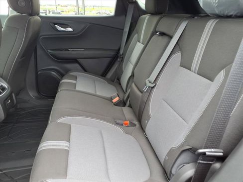 New 2025 Chevrolet Blazer LT w/ Convenience Package image 6