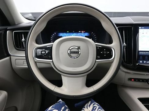 Used 2023 Volvo XC60 B5 Plus AWD/4WD image 24