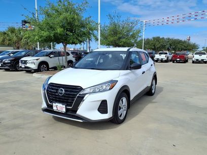 Used 2021 Nissan Kicks S