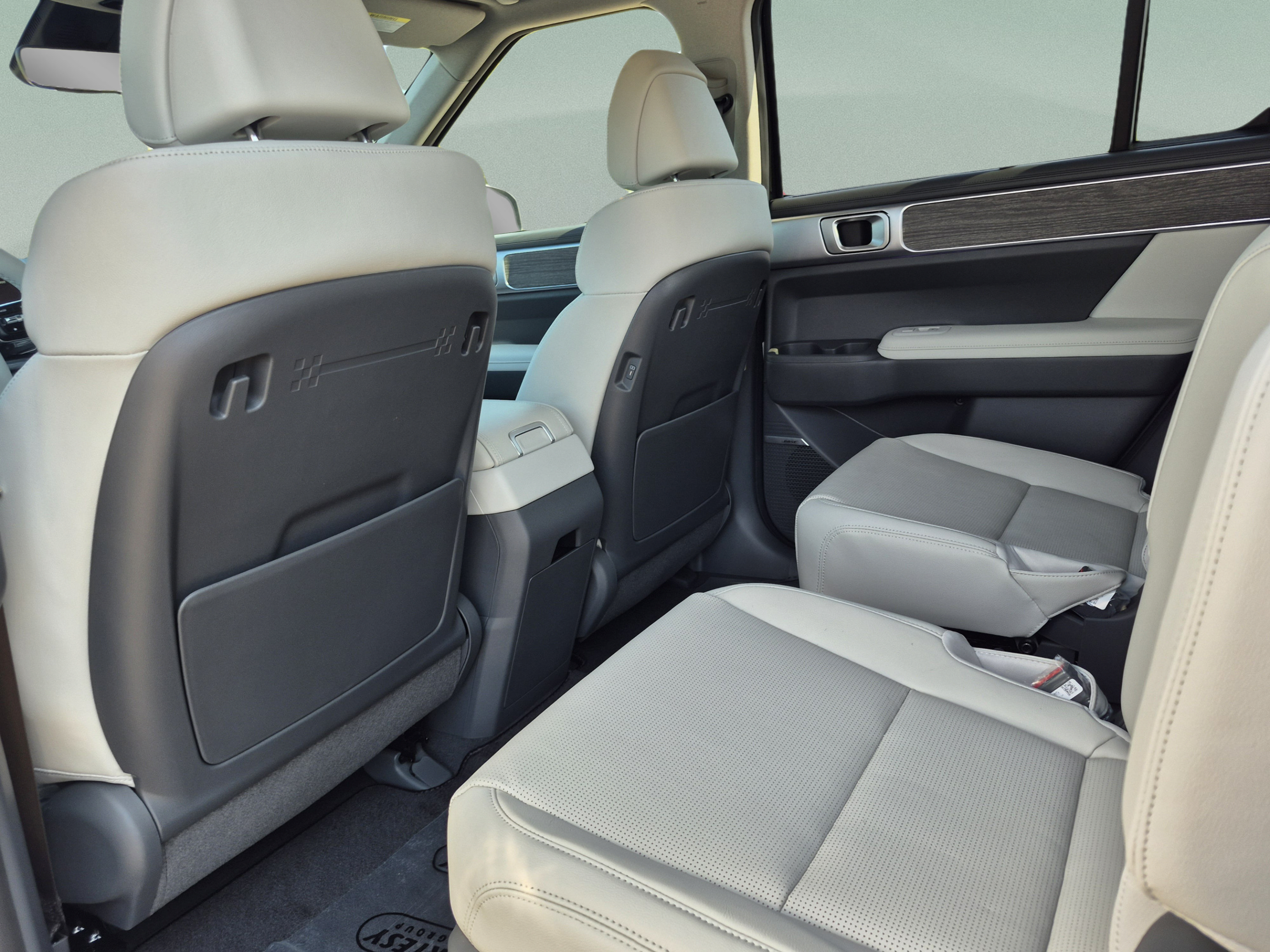 New 2026 Hyundai Santa Fe Limited AWD/4WD image 18