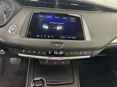 Used 2023 Cadillac XT4 Premium Luxury image 21