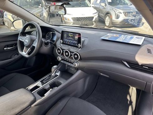 Used 2024 Nissan Sentra SV image 17