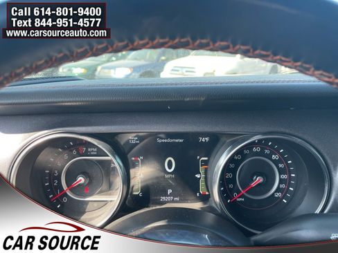 Used 2022 Jeep Gladiator Mojave image 19