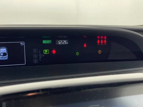 Used 2022 Toyota Prius Prime XLE FWD image 7