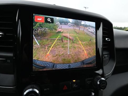 Used 2025 RAM 1500 Tradesman AWD/4WD image 12