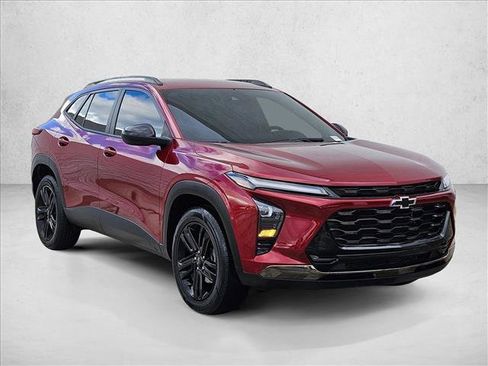 Certified 2024 Chevrolet Trax ACTIV w/ Driver Confidence Package image 3