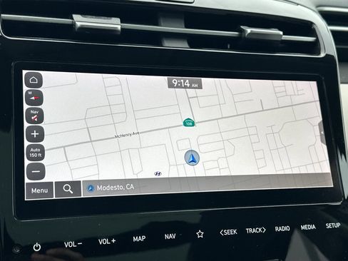 Used 2024 Hyundai Tucson Limited image 19