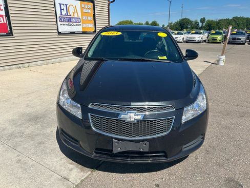 Used 2013 Chevrolet Cruze LT FWD image 2