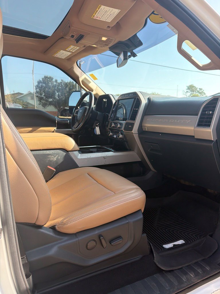 Used 2022 Ford F350 Lariat w/ Lariat Value Package AWD/4WD image 30