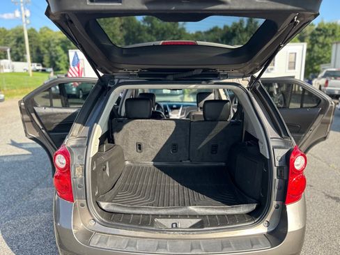 Used 2011 Chevrolet Equinox LT FWD image 25