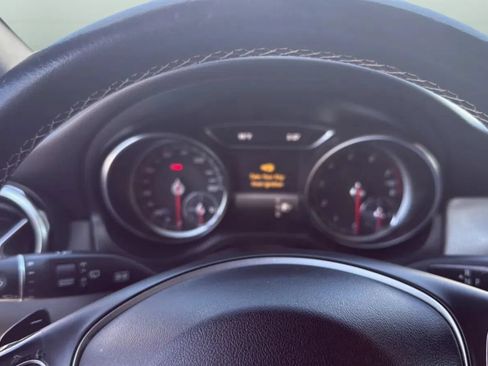 Used 2018 Mercedes-Benz GLA 250 image 11