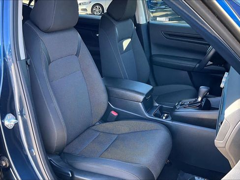 Used 2024 Honda CR-V EX image 9