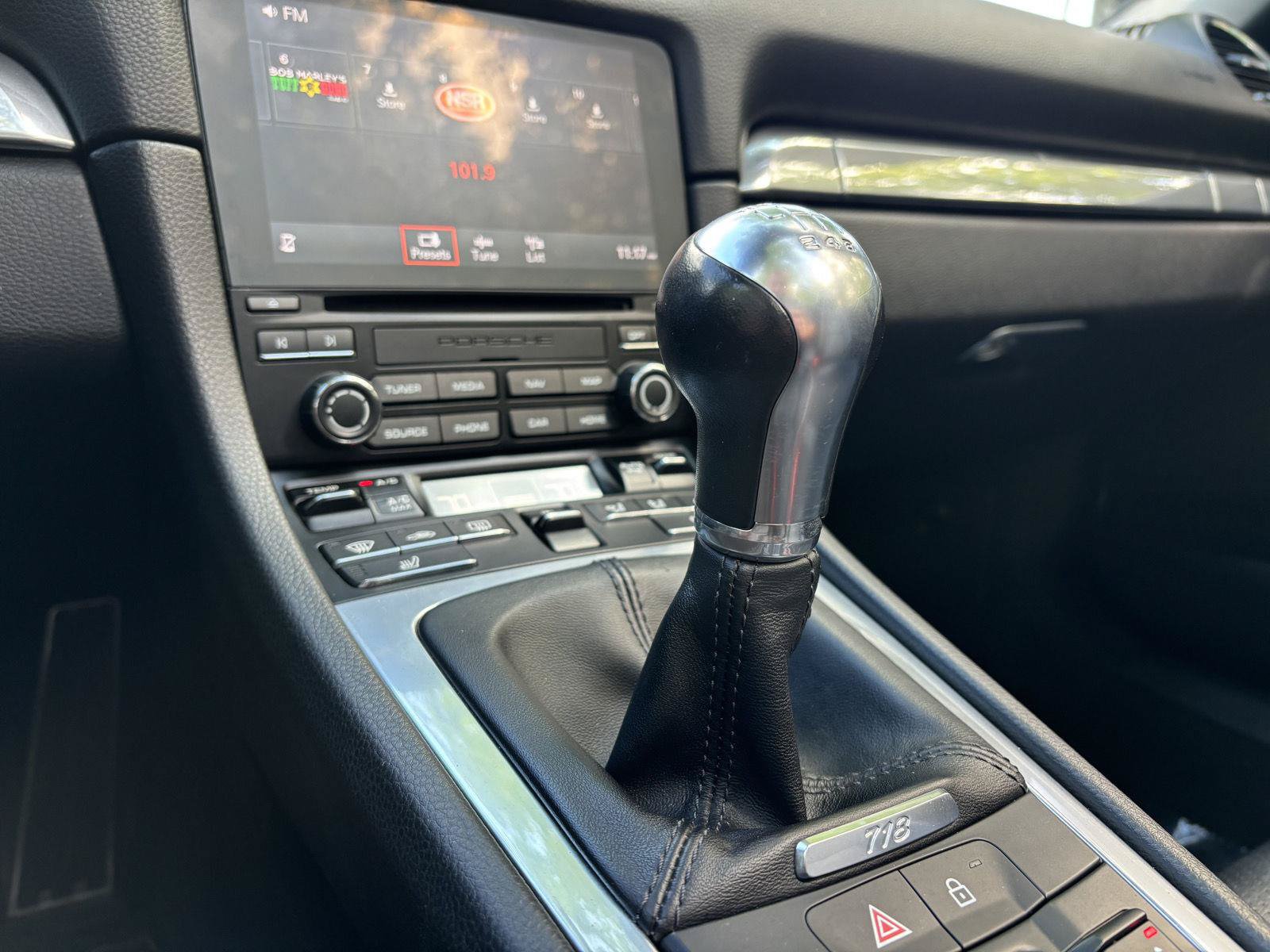 Used 2022 Porsche 718 Boxster S RWD image 9
