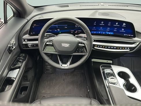 Used 2024 Cadillac Lyriq Tech w/ Driver Assist Package AWD/4WD image 11