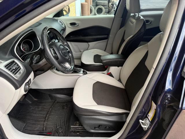 Used 2019 Jeep Compass Latitude w/ Popular Equipment Group AWD/4WD image 6