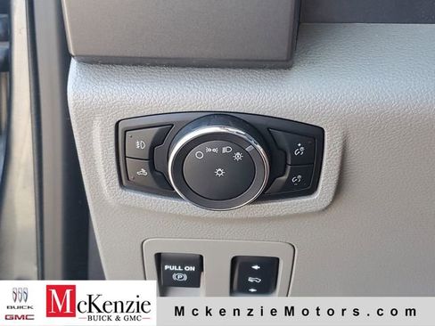 Used 2016 Ford F150 XLT w/ Equipment Group 302A Luxury AWD/4WD image 24