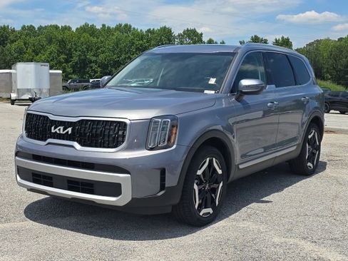 Used 2025 Kia Telluride EX w/ EX Captain's Chair Package FWD image 1