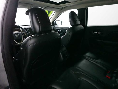 Used 2016 Jeep Cherokee Limited AWD/4WD image 25