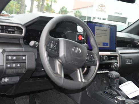 New 2026 Toyota Tacoma TRD Off-Road AWD/4WD image 4