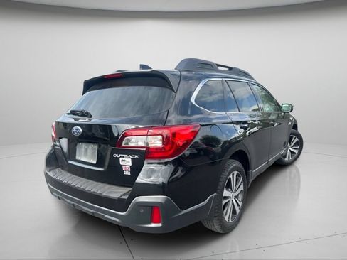 Used 2018 Subaru Outback 2.5i Limited AWD/4WD image 5