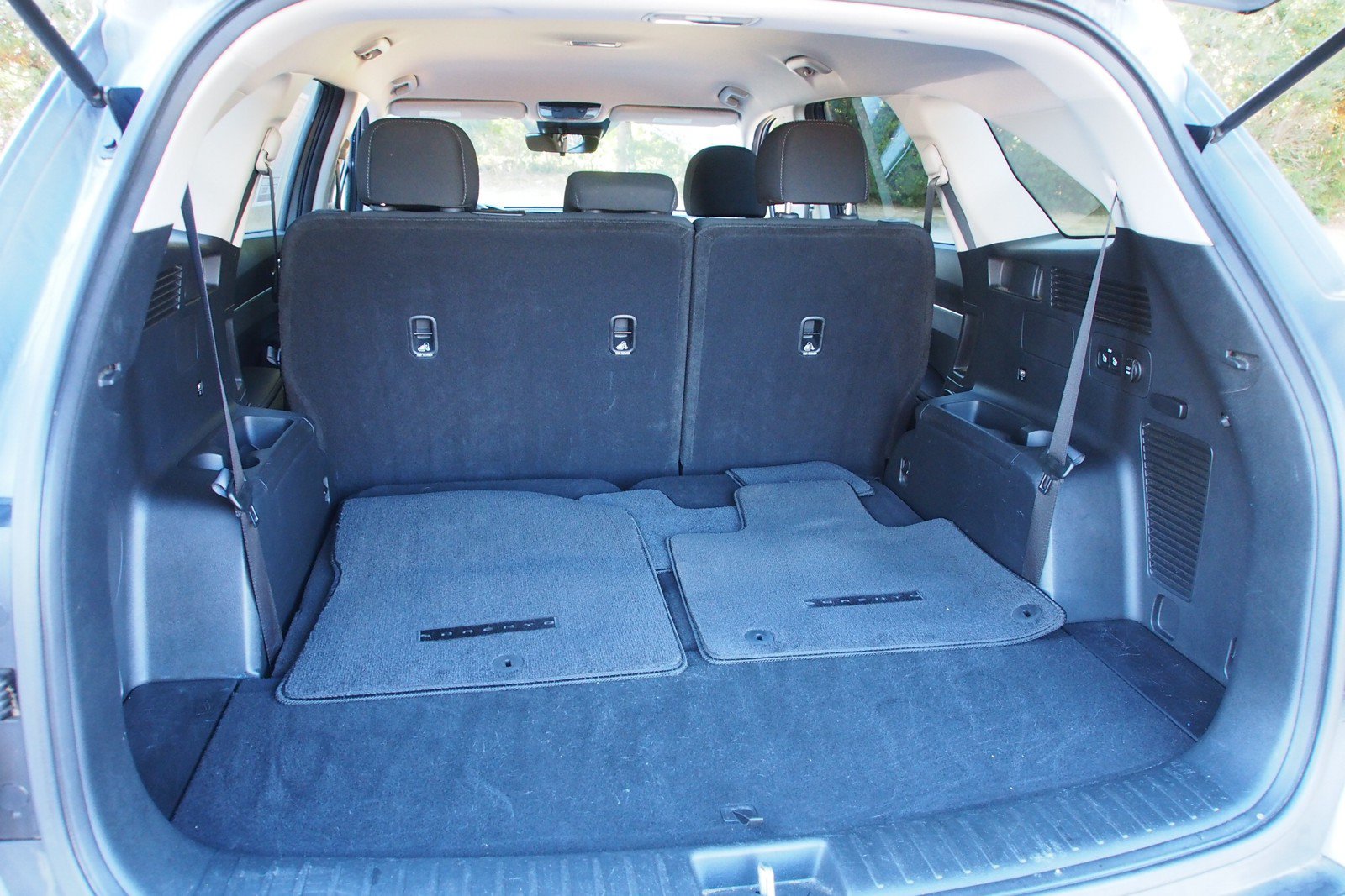 Used 2022 Kia Sorento LX FWD image 15