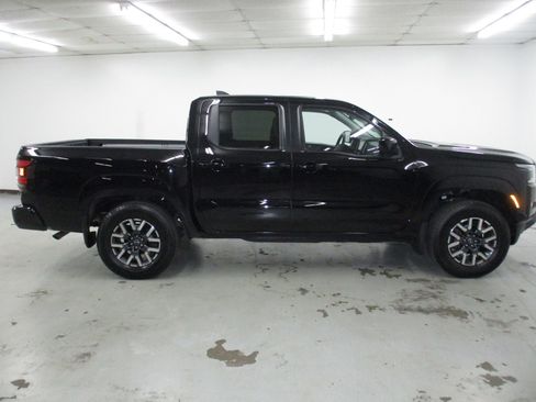 Used 2024 Nissan Frontier SL w/ Technology Package AWD/4WD image 8