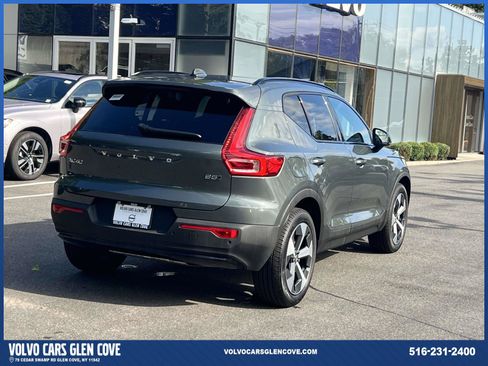 Used 2026 Volvo XC40 B5 Core w/ Protection Package Premier AWD/4WD image 7