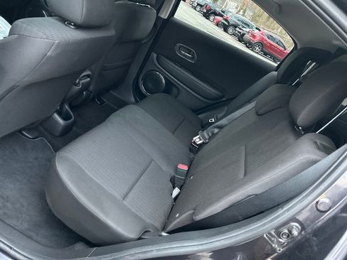 Used 2016 Honda HR-V EX image 26