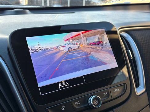 Used 2024 Chevrolet Malibu LT image 42