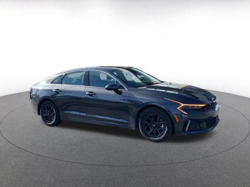 Used 2025 Kia K5 LXS FWD image 2