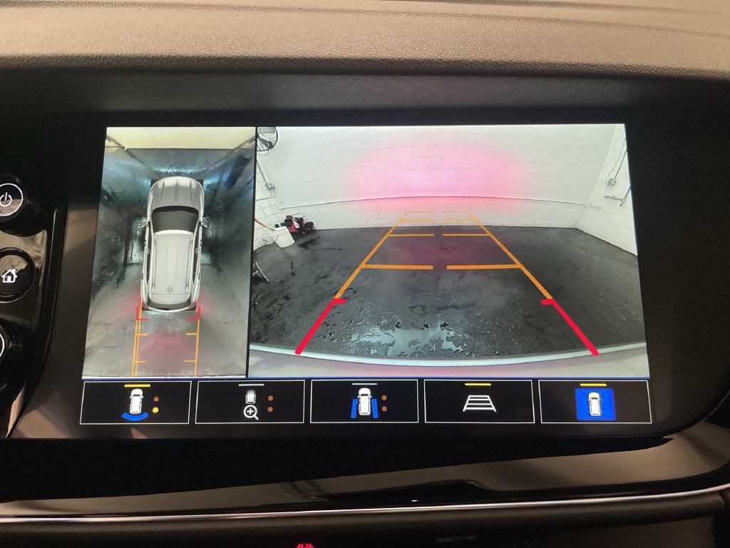 Used 2023 Buick Envision Avenir AWD/4WD image 9