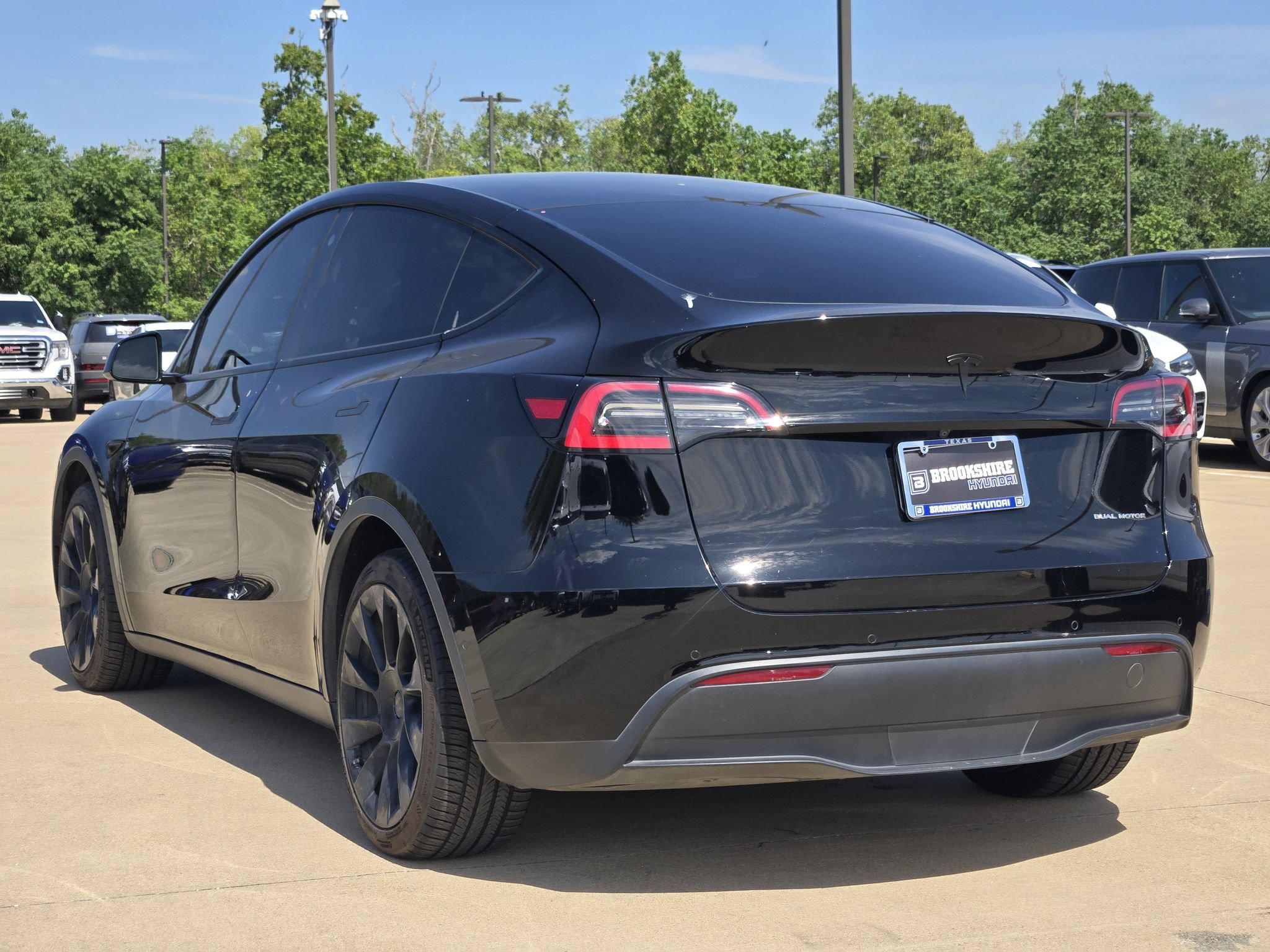 Used 2021 Tesla Model Y Long Range AWD/4WD image 7