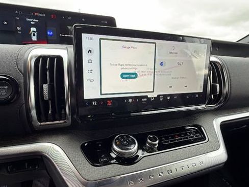 New 2026 Ford Expedition Tremor image 28