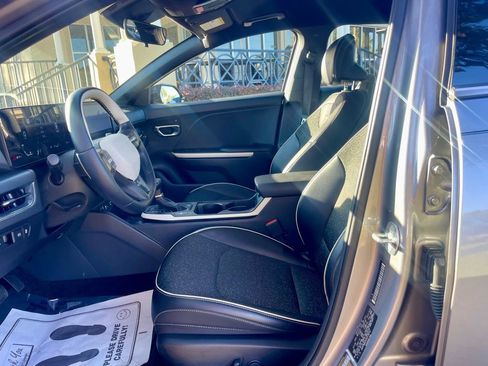 Used 2025 Kia K4 GT-Line image 10