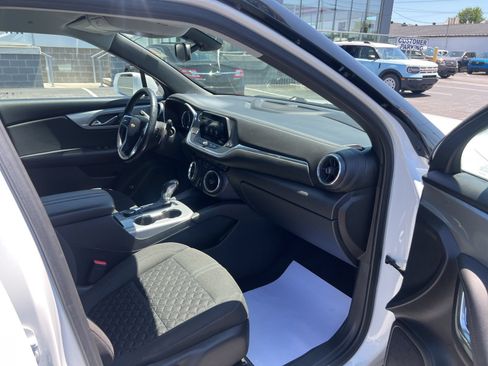 Used 2019 Chevrolet Blazer LT FWD image 47