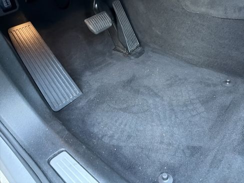 Certified 2025 Volvo XC60 B5 Plus image 21