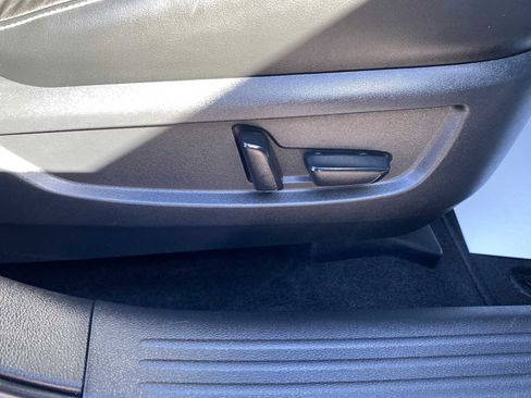 Used 2021 INFINITI QX50 Sensory w/ Cargo Package image 19