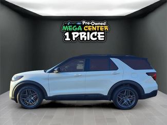 Used 2025 Ford Explorer ST video 2