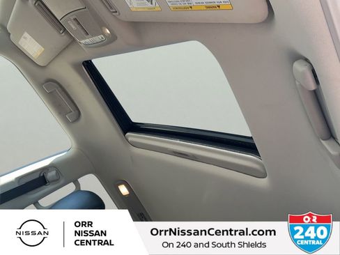 Used 2024 Nissan Armada SL w/ Captain's Chairs Package AWD/4WD image 19