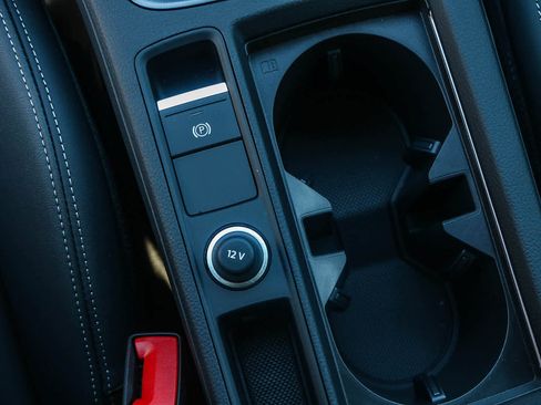 New 2025 Audi Q3 2.0T Premium image 31