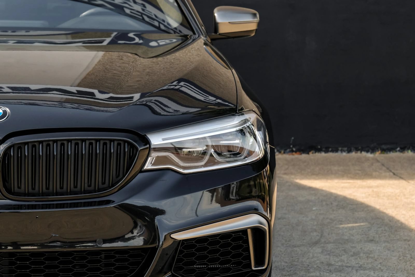 Used 2020 BMW M550i xDrive AWD/4WD image 51