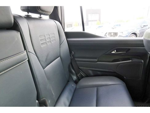 Used 2024 Lexus GX 550 image 10